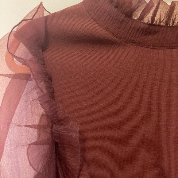 NWOT Zara burgundy blouse size medium featured on SS - Picture 7 of 10